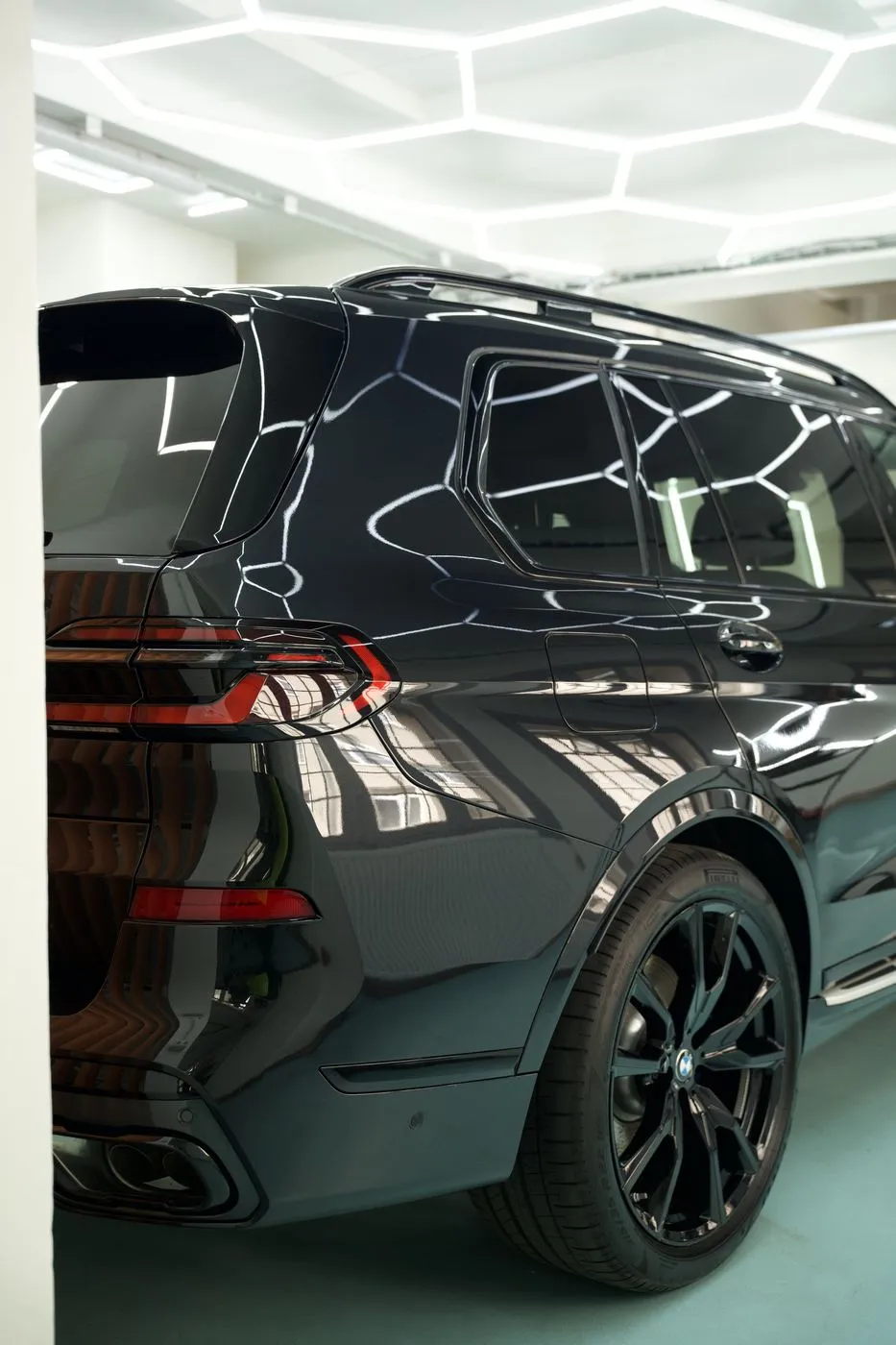 BMW X7 — Custom Kult Detailing